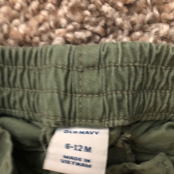 Baby boy green pants, Old Navy - Picture 3 of 3
